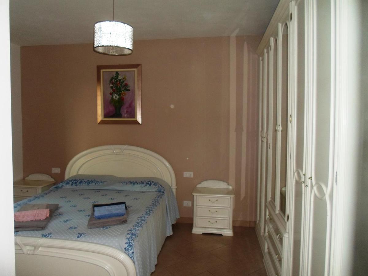 Ferienwohnung Casa Ines Lonato del Garda Exterior foto